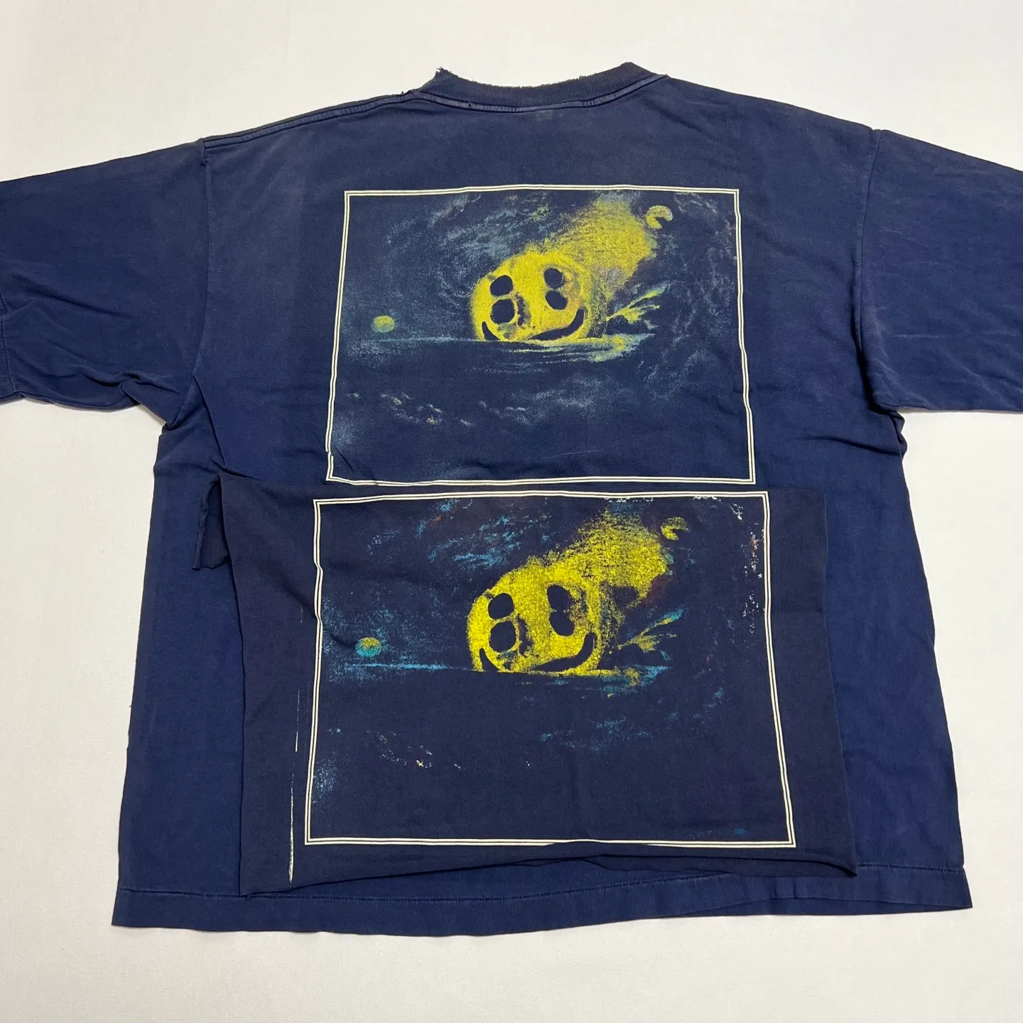 Printing proofing CACTUS PLANT FLEA MARKET x SAINT Mxxxxxx STAR SS TEE/NAVY New CPFM star smiley holed and distressed short sleeves Washed blue S-XL Genuine consistent tube weaving without side seams High weight OE yarn fabric Assute dyeing Multiple horse fades Heavy washing Water worn holes Customized joint main mark/wash mark/little angel anti-counterfeiting label